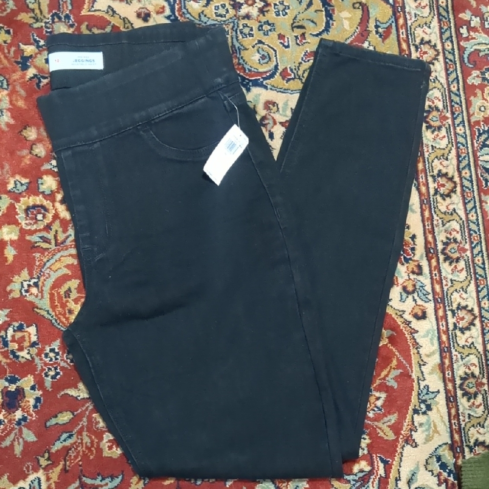 Old Navy High-Waisted Rockstar Super-Skinny Jeans In Black Sizs 10